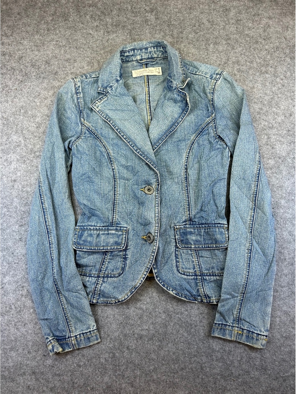 Y2K Bershka Denim Jacket Light Wash Blazer Style Women M Fitted Casual Jacket